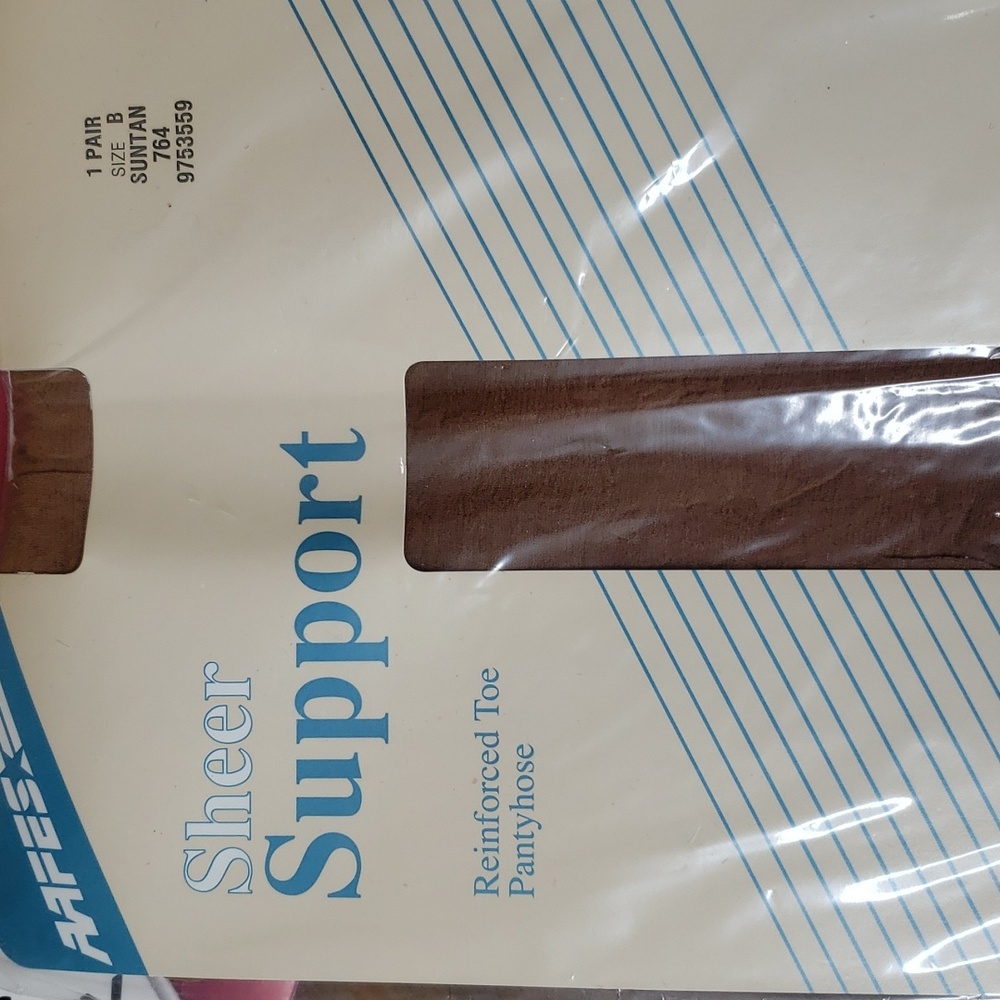 NWT Panty Hose Bundle Sz M - Picture 6 of 12